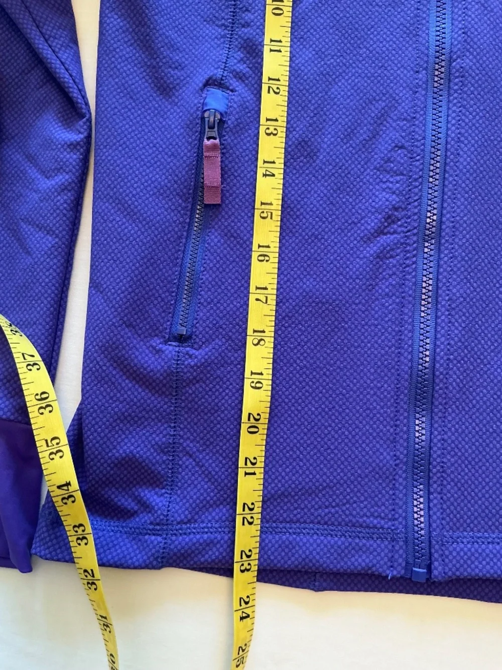 Girls All in Motion Zipped Woven Jacket Thumbhole Cuffs Purple Size Large